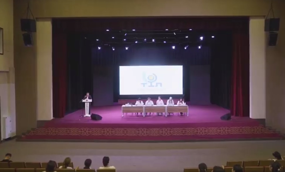Тіл үйретудің озық әдістерін жұмыста қолдану үшін өзара тәжірибе алмасты