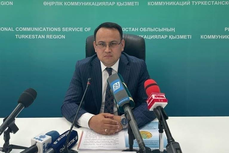 Білім мекемелері аттестаттаудан өткізілуде