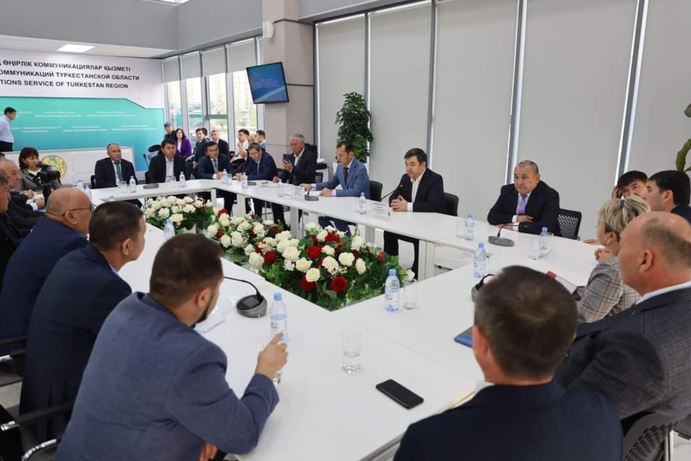 ДАРХАН ҚЫДЫРӘЛІ ТҮРКІСТАН ОБЛЫСЫНЫҢ БАҚ ӨКІЛДЕРІМЕН КЕЗДЕСТІ