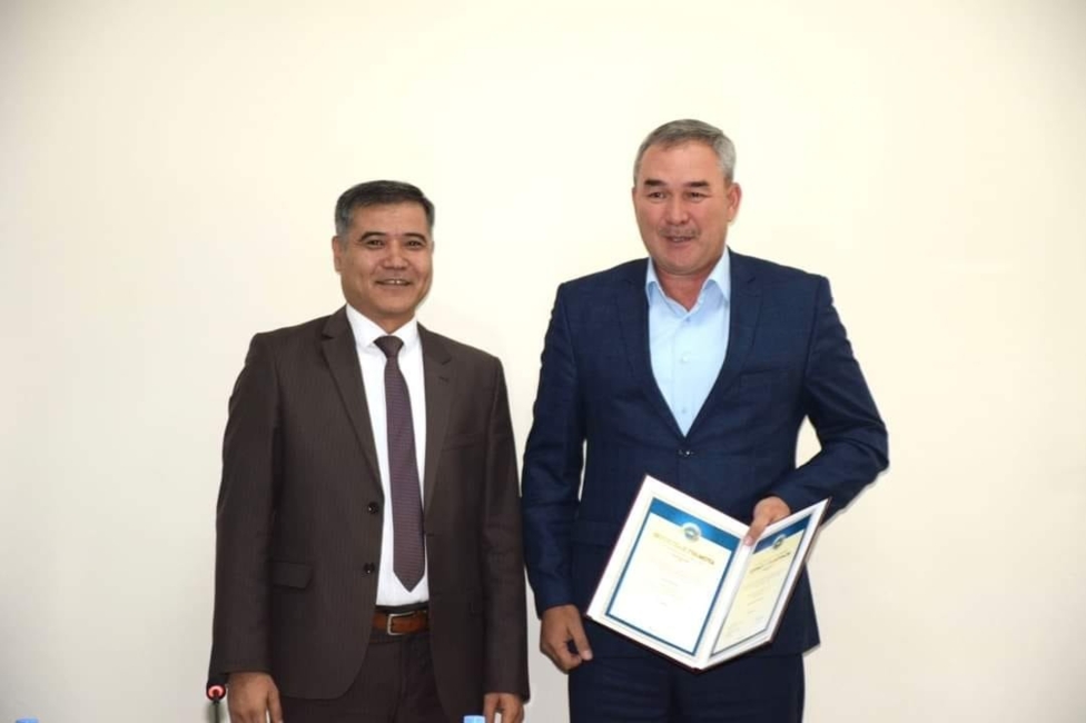ТҮРКІСТАН: АССАМБЛЕЯ МҮШЕЛЕРІНІҢ ҚАТЫСУЫМЕН РЕСПУБЛИКА КҮНІНЕ ОРАЙ ДӨҢГЕЛЕК ҮСТЕЛ ӨТТІ