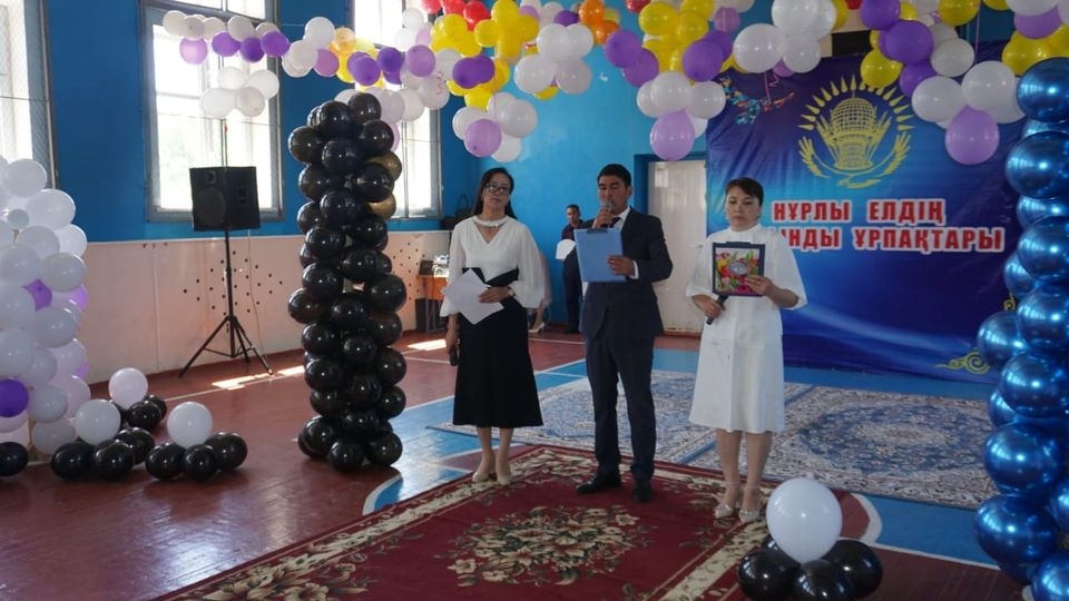 Дарынды шәкірт - білікті ұстаздан