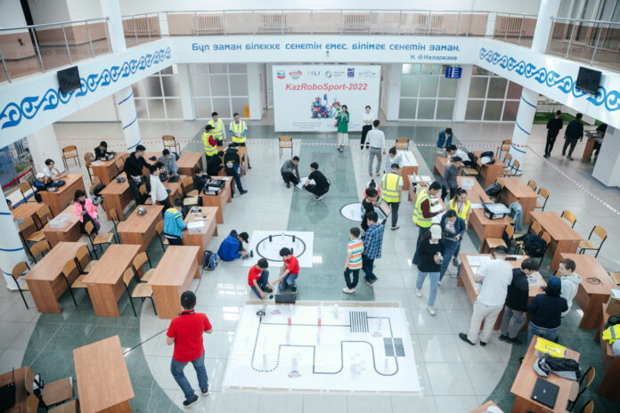Атыраулық жас робот жасаушылар «KazRoboSport» ұлттық чемпионатына қатысады